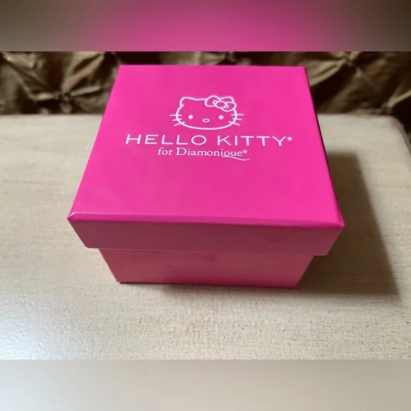 Hello Kitty Sanrio for Diamonique Hello Kitty Flower Eternity Ring size 8 1/2 🌸 - Picture 13 of 14